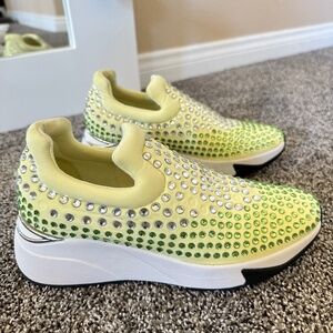 Stylish INC- Oneena Shoes